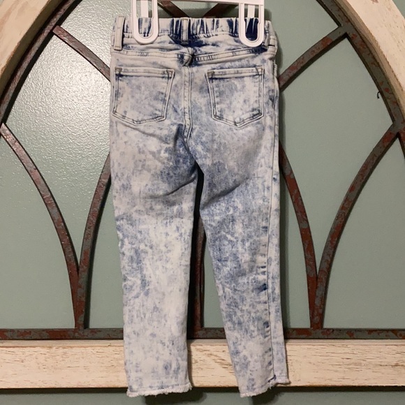 Girls’ 4T Gap Distressed Denim Stretch Jegging Ankle - Picture 9 of 11